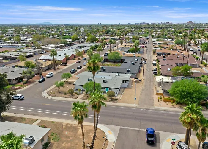 Holiday home Brand New W Parking Blocks From Oldtown- 4d