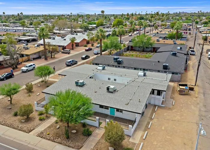 Brand New W Parking Blocks From Oldtown- 4d * Scottsdale